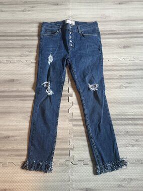 Free People Women's Button Fly Frayed Hem Reagan Skinny Jeans